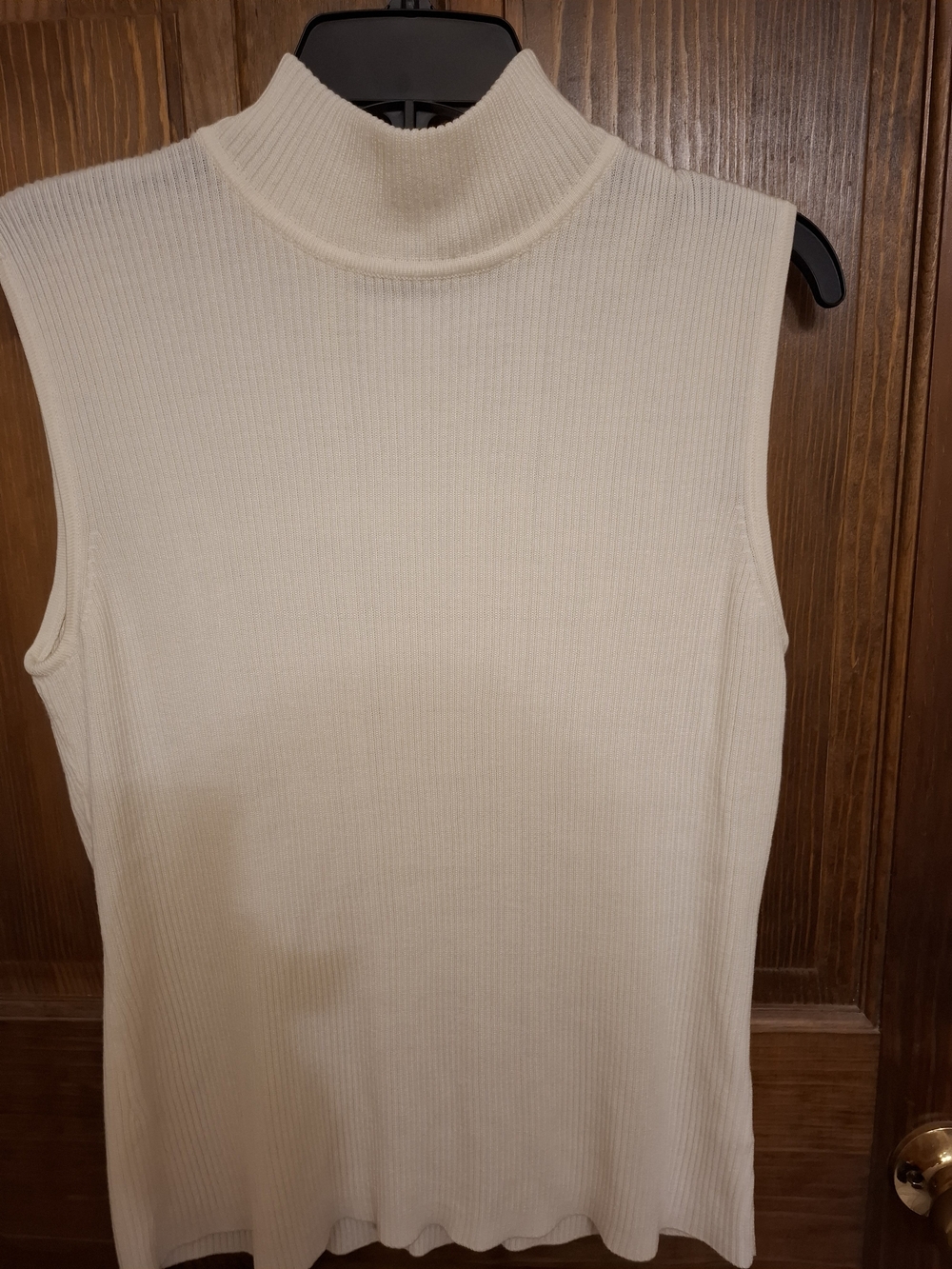 croft & barrow Cream Ribbed Mock Neck Tank